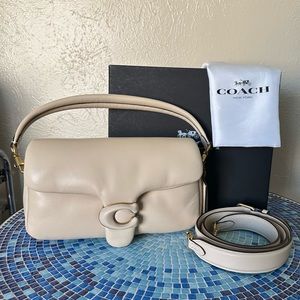 Pillow Tabby Shoulder Bag 26 in Ivory